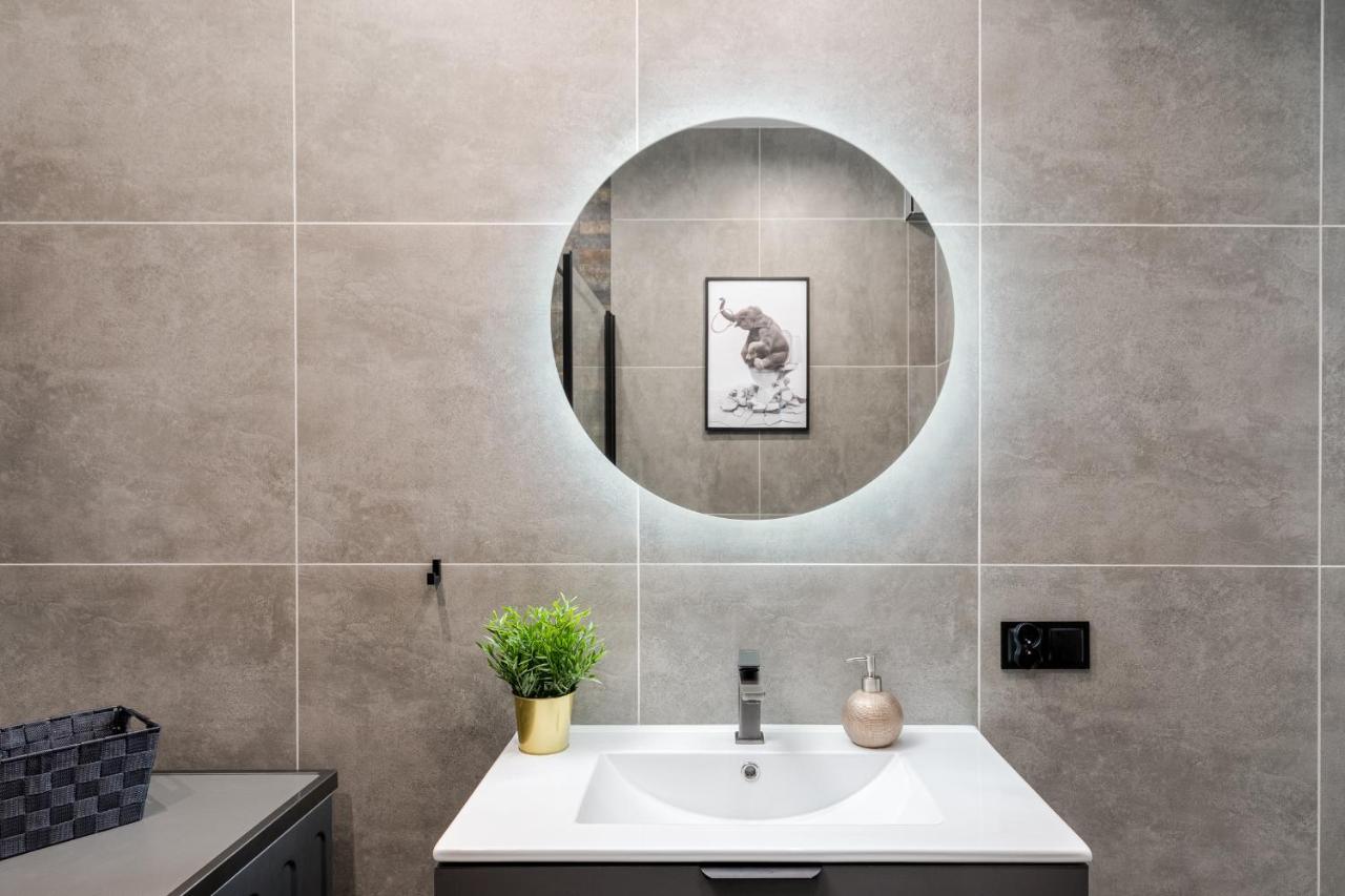 Basztowa Apartments By Vsi Krasków Εξωτερικό φωτογραφία